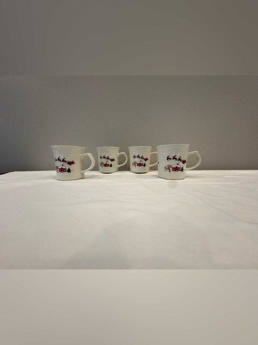 Pfaltzgraff Snow Village Santa Reindeer Christmas Coffee Mug 12 oz Set of 4